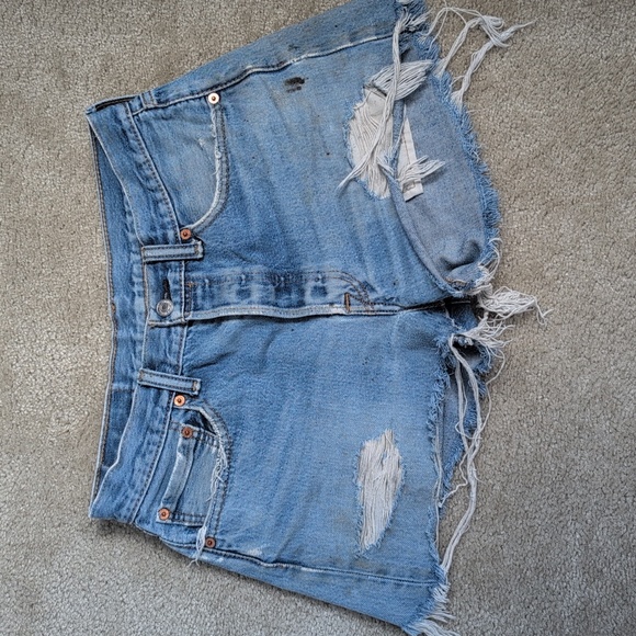 Vintage Levis Distressed Denim Women Shorts Size 28/29 W33 - Picture 1 of 4